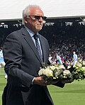 Gordon Davies