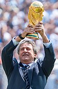 Mario Kempes